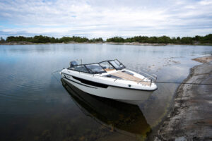 YAMARIN 63 DC 2023 motorcsónak - Image 4