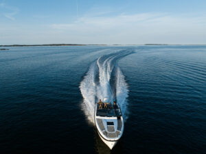 YAMARIN 80 DC 2024 motorcsónak - Image 6