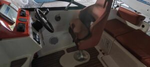 BARRACUDA 585 DC motorcsónak SUZUKI DF 150 motorral - 2022-es évjárat - Image 7