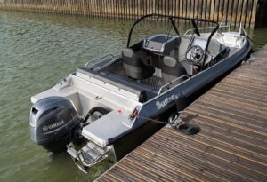 BUSTER X kétkonzolos motorcsónak - 5,35 m - Image 7