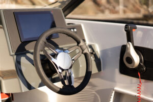 YAMARIN 60 DC 2024 motorcsónak - Image 7