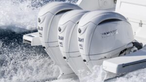 YAMAHA FL300 XS2 (SBW) csónakmotor fehér - tengelyhossz 25 hüvelyk/63,5 cm (fordított propeller forgás) - Image 7