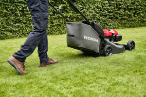 HONDA HRN 536 VK - benzinmotoros fűnyíró 53 cm, automata szivató, változtatható sebesség, Versamow mulcsozás - Image 9