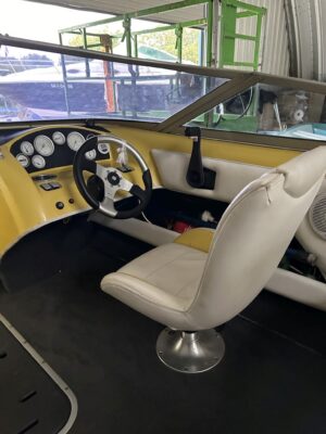 CHRIS CRAFT 177 CONCEPT motorcsónak utánfutóval - Image 9