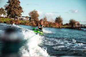 JOBE PEAK 1P felfújható vízi vontatójáték - funtube 130x120 cm - Image 4