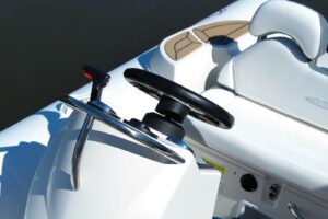 Zodiac Yachtline 440 DL Strongan felfújható csónak - szürke - Image 4