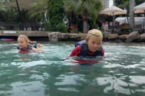 NAUTICA POOL SURFER - víz alatti robogó gyerekeknek - Image 5