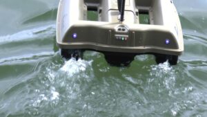 SPORTS M2 etetőcsónak 4 kg-os etetőtartállyal - Image 4