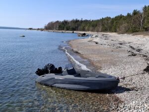 SEA STORM 17 HDPE Extra tartós műanyag csónak piros – 518 cm - Image 3