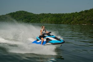 YAMAHA JetBlaster DLX 2026 jet-ski, azúrkék és fehér - Image 6