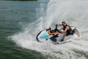 YAMAHA JetBlaster LTD jet-ski - Image 5