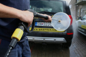 Vízfröccsenés elleni védőburkolat - Image 3